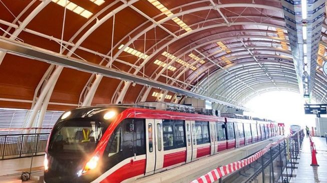 
 Rangkaian LRT Jabodebek dijadwalkan beroperasi dengan penumpang pada akhir 2022.(Dok. PT KAI/Suara.com/Bogordaily.net)