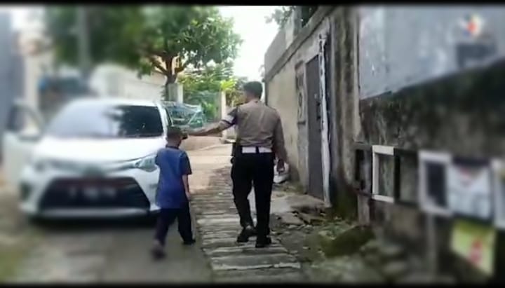 Waspada Penculikan! Anggota Polres Bogor Kembalikan Anak Korban Penculikan ke Rumahnya