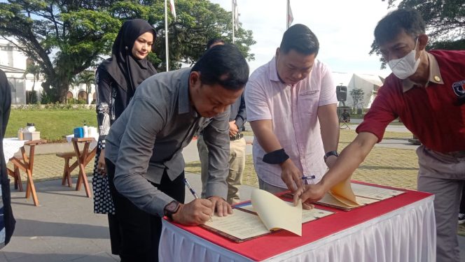 
 Walikota Bogor, Bima Arya kepada wartawan, Selasa 31 Mei 2022 di Alun-alun Kota Bogor. (Istimewa/Bogordaily.net)