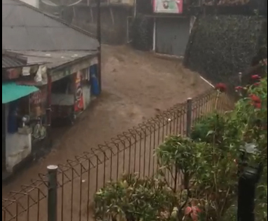 Megamendung Bogor Diterjang Banjir dan Longsong, Satu Kampung Terendam