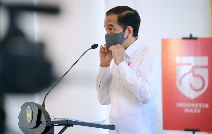 Asyik! Mulai Hari Ini, Jokowi Izinkan Buka Masker di Ruang Terbuka