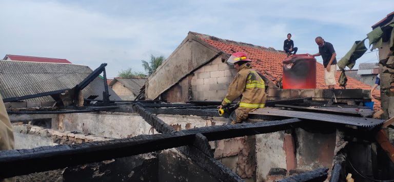 Ditinggal Mudik, Satu Rumah Terbakar di Bogor