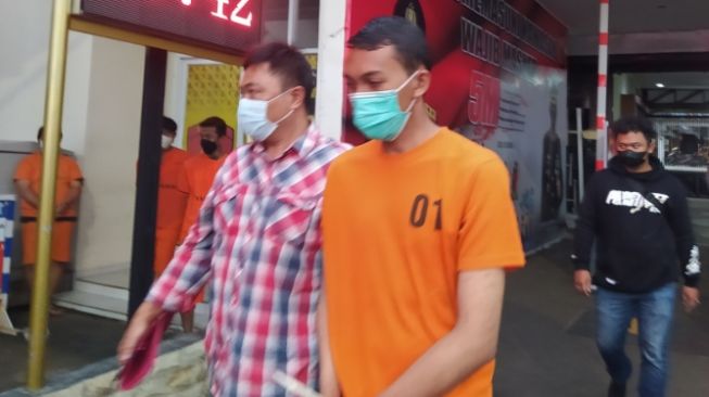 Nasib Menagih Menagih, Ditusuk Teman Sendiri di Stadion Sangkuriang Bandung Hingga Tewas