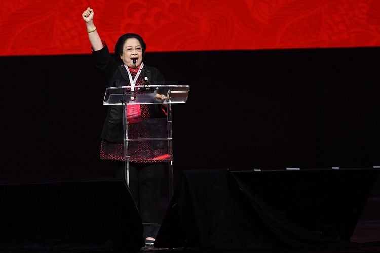 Megawati Tegaskan Kader PDIP Tak Boleh Lakukan Manuver Politik dan Dua kaki