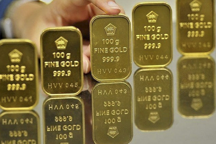 Harga Emas Antam Hari Ini Naik Jadi Rp999.000 per Gram
