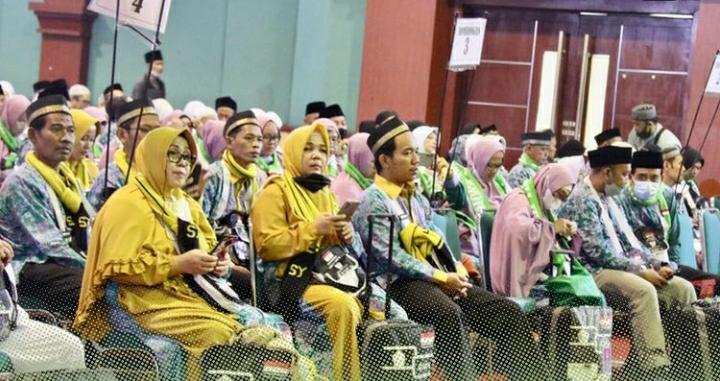404 Calon Jamaah Haji Kloter 3 Asal Kabupaten Bogor Diberangkatkan