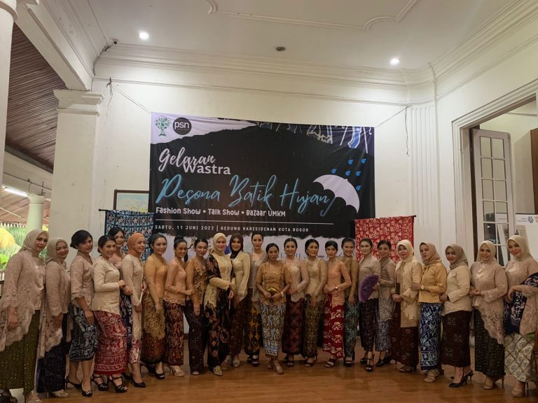 Latika Beauty Care Dukung Gelaran Wastra Pesona Batik Hujan