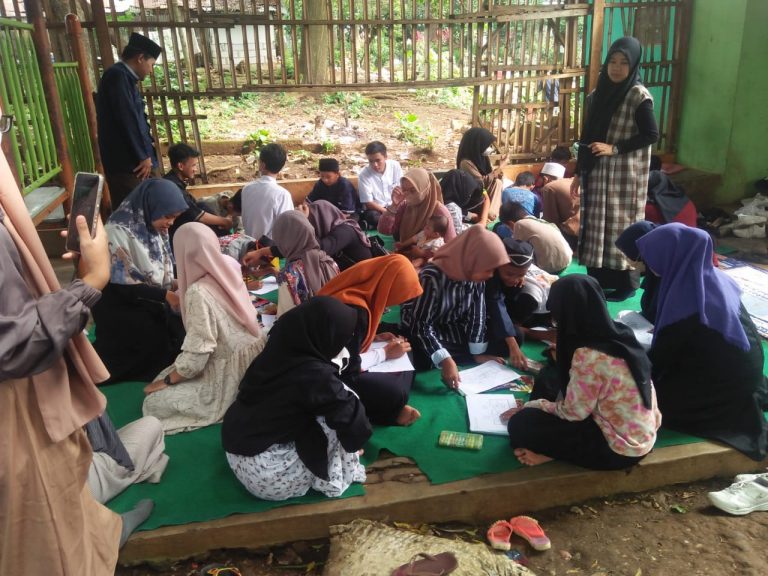 Katar Kujang Konsisten Lakukan Ruang Pendidikan di Kampung Mongol Bogor