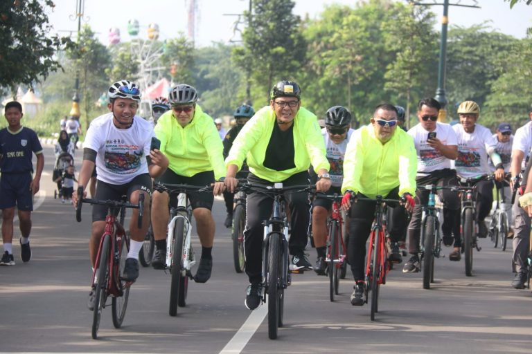 Iwan Setiawan Ajak Masyarakat Berolahraga Melalui Kegiatan Fun Bike
