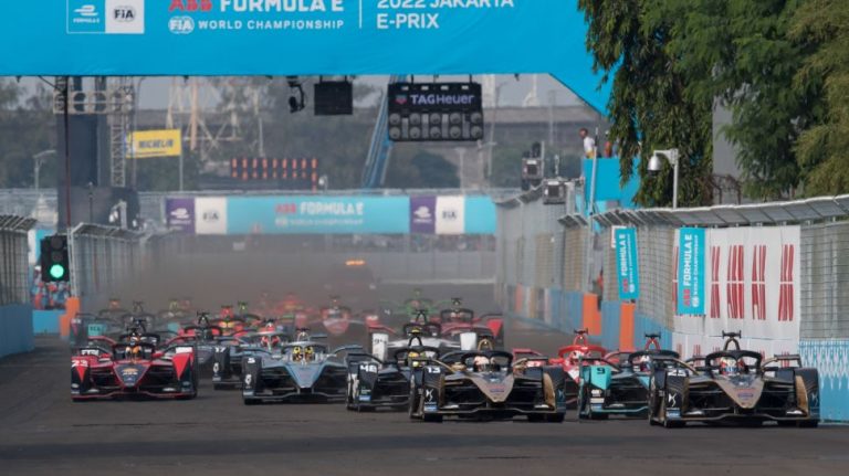 Mitch Evans Juara, Berikut Hasil Pertandingan Formula E Jakarta 2022