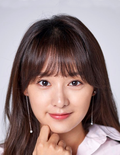 Resmi, Kim Ji Won Hengkang dari SALT Entertainment