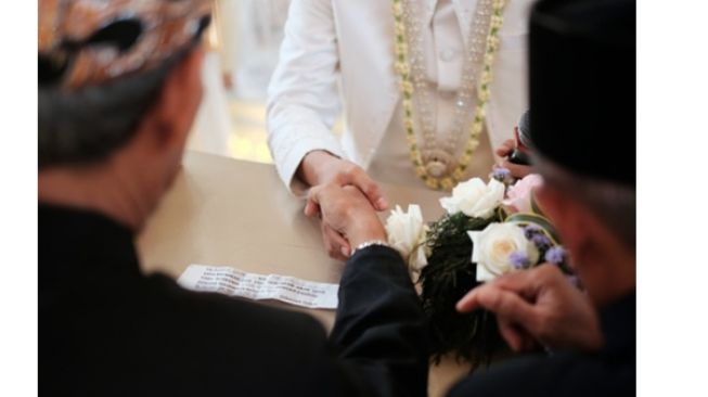 Fakta-Fakta Kontroversi Pernikahan Beda Agama yang Disahkan Pengadilan