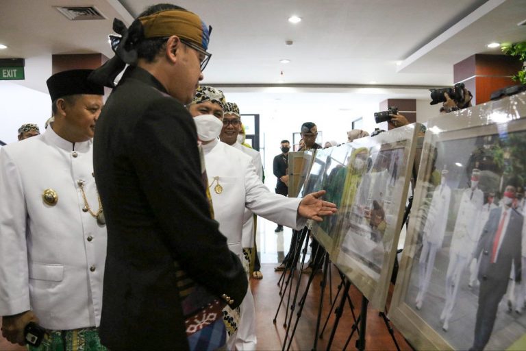 Pameran Foto Warnai HJB ke-540, Atang : Bagian Evaluasi serta Inspirasi untuk Kota Bogor