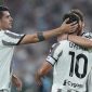 Alvaro Morata (kiri) saat merayakan gol Juventus di Allianz Stadium, Selasa, 17 Mei 2022 dini hari WIB. (LaPresse via AP Photo/Bola.net/Bogordaily.net)