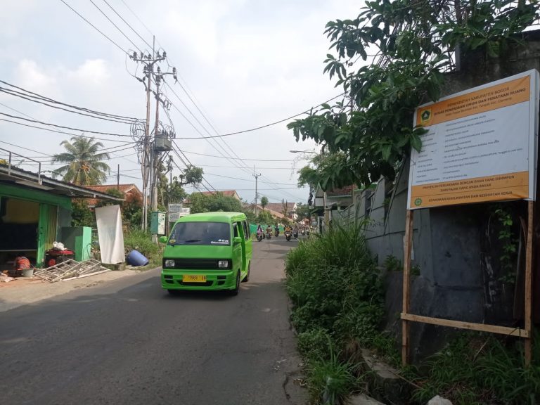 SPMK Keluar, Peningkatan Jalan Kota Batu-Ciapus Belum Dikerjakan Kontraktor