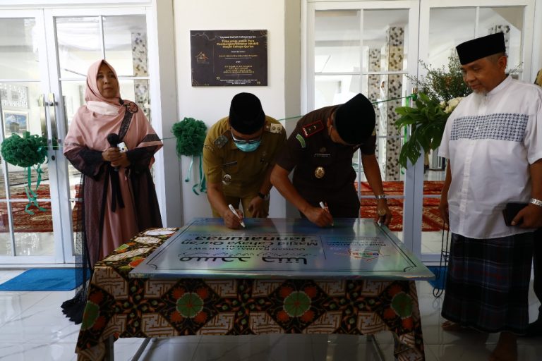 Pemkab Bogor Resmikan Masjid Cahya Qur’an Jannatuna dan Kampung Cahaya Qur’an