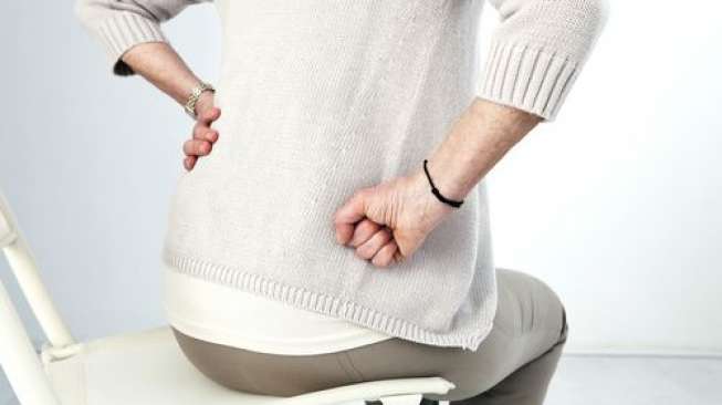 
 Ilustrasi sakit pinggang atau pinggul. (Shutterstock/Suara.com/Bogordaily.net)