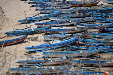 Adanya Gelombang Tinggi, Ribuan Nelayan di Cilacap Tidak Melaut