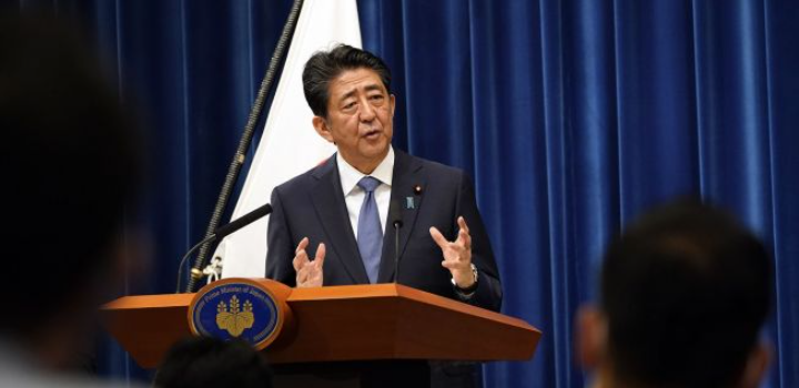 Pemakaman Shinzo Abe Dianggap Bikin Boros, Warga Jepang Demo