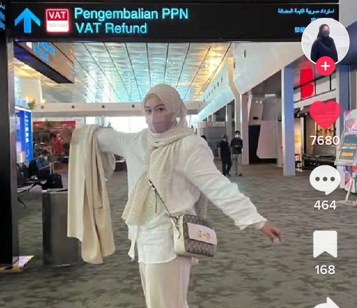 Niat, Turis Asal Malaysia Ikutan Citayam Fashion Week