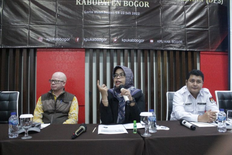 KPU Kabupaten Bogor Gelar TOT DP3 5 Desa di Babakan Madang