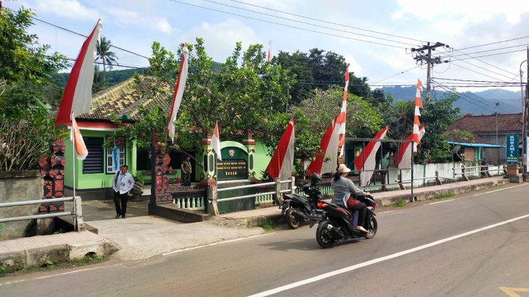 Kabupaten Klungkung Berbalut Merah Putih