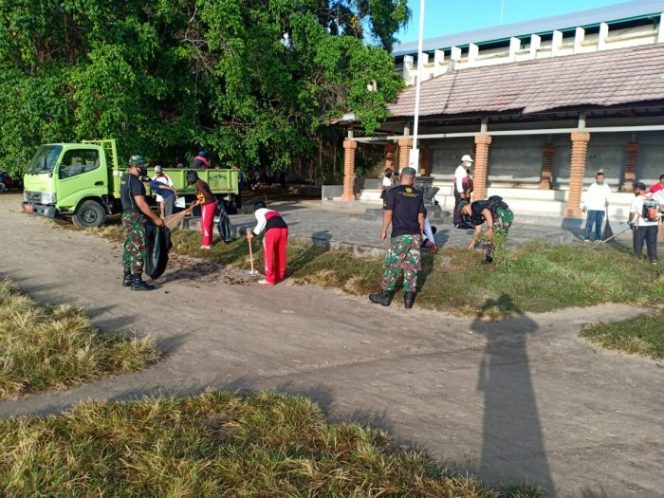
 Pemusnahan timbunan sampah yang saat ini dilakukan di Kecamatan Nusa Penida, Kabupaten Klungkung, Provinsi Bali pada Jumat, 05 Agustus 2022 pagi.(Istimewa/Bogordaily.net)