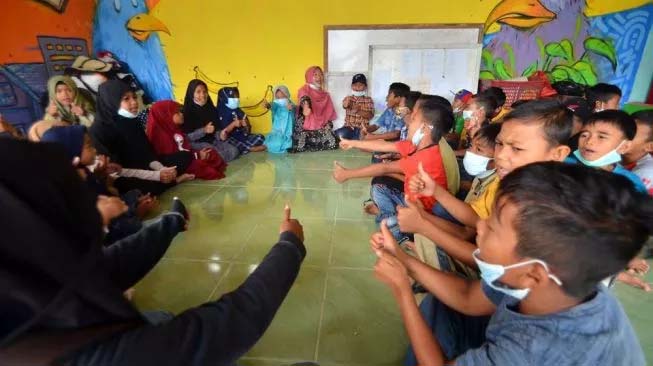 Mahasiswa UIQI Bogor: Membentuk Karakter Mulia dan Berkualitas dalam Diri Anak