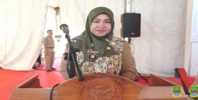 
 Pipit Heryanti, Kepala Desa Lambangsari Kecamatan Tambun Selatan (/https://bpbd.bekasikab.go.id)/