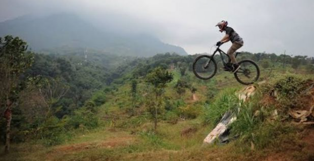 
 Memicu Adrenalin, Ini 4 Trek Mountain Bike Paling Menantang
