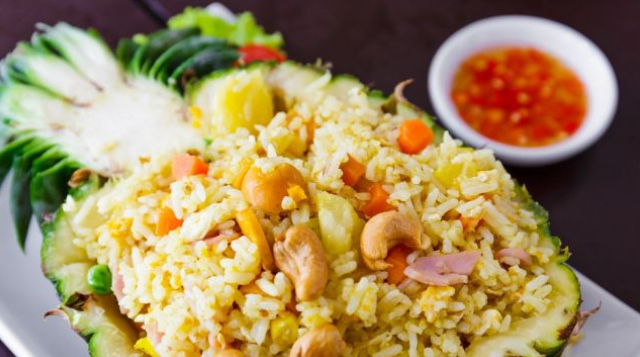 Resep Bikin Nasi Goreng Nanas Khas Thailand yang rasanya Mirip Tom Yum
