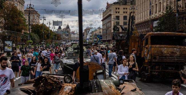 Nyesek! Ukraina Rayakan Hari Kemerdekaan Tanpa Perayaan