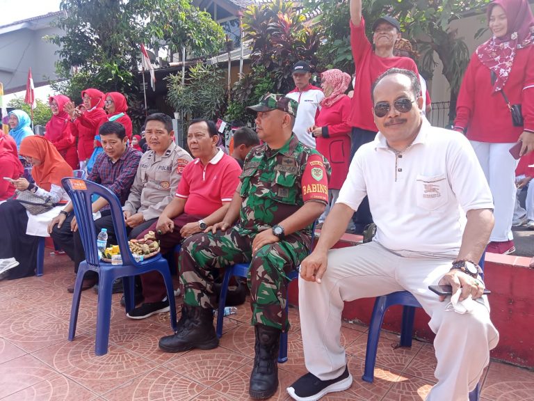 Sertu Asmadi Ikuti Perayaan HUT RI ke-77 di Lapangan Pasum