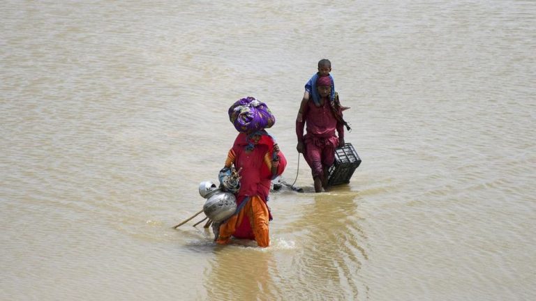 Banjir Parah di Pakistan, Begini Nasib WNI