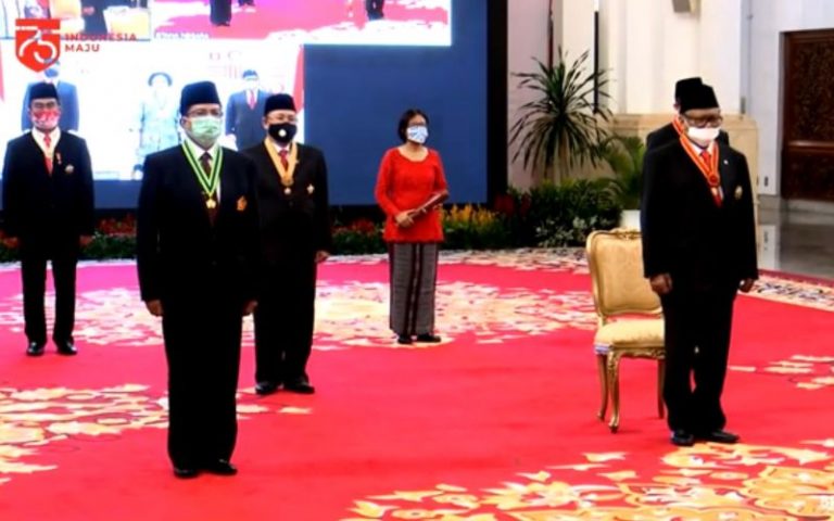 Presiden Jokowi Beri Tanda Penghormatan RI kepada 127 Tokoh, Ini Datanya