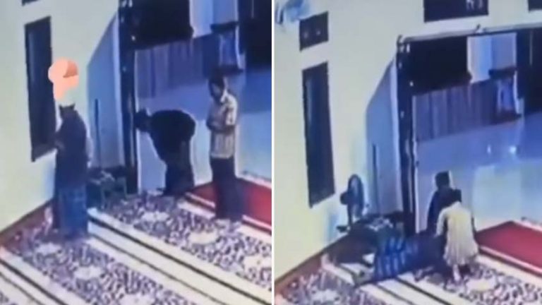 Detik-Detik Guru Agama Meninggal Saat Salat Terekam CCTV