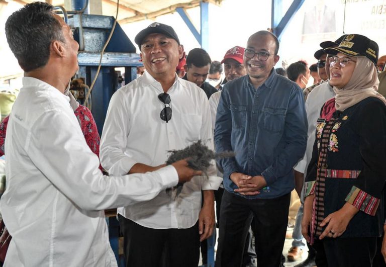 MenKopUKM Sambut Baik Antusiasme Koperasi di Indramayu Ikuti Program Solusi Nelayan