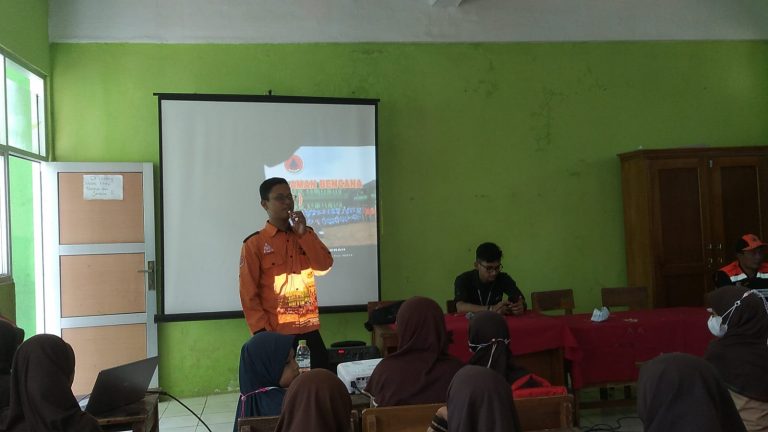 BPBD Kabupaten Bogor Ajari Siswa SDN Cikaret Jaya Mitigasi Bencana