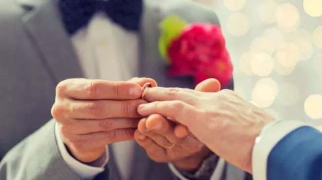 
 Ilustrasi pernikahan sesama jenis.(Shutterstock/Suara.com/Bogordaily.net)