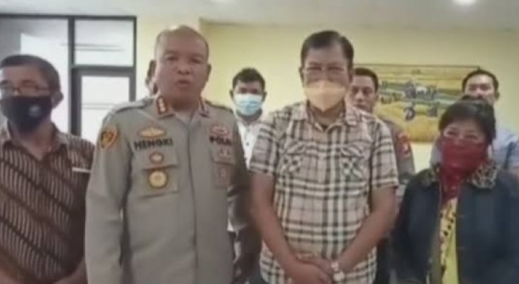 Polisi Bodong yang Enggan Pindahkan Mobilnya di Bekasi Akhirnya Minta Maaf