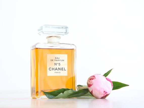 Hempaskan Bau, Ini 5 Rekomendasi Parfum Terlaris dengan Wangi yang Unik