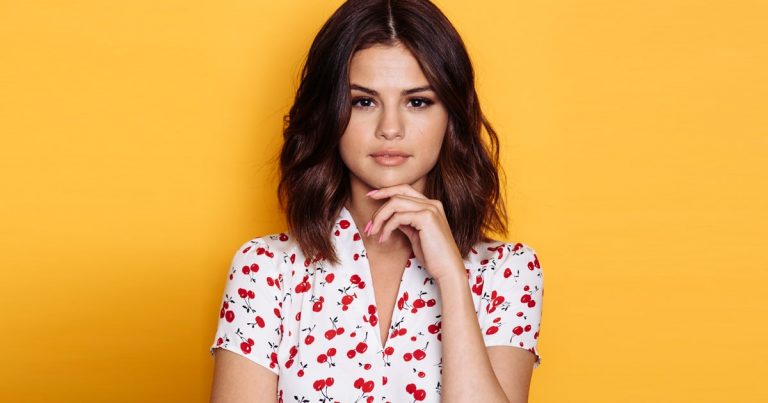 Selena Gomez Buat Dokumenter “My Mind and Me”, Ceritakan Kesehatan Mental