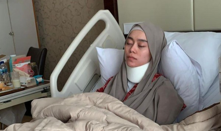 Bukti KDRT Makin Nyata! Kondisi Lesti Kejora Parah, Lehernya Sengklek Harus Ditopang Gips