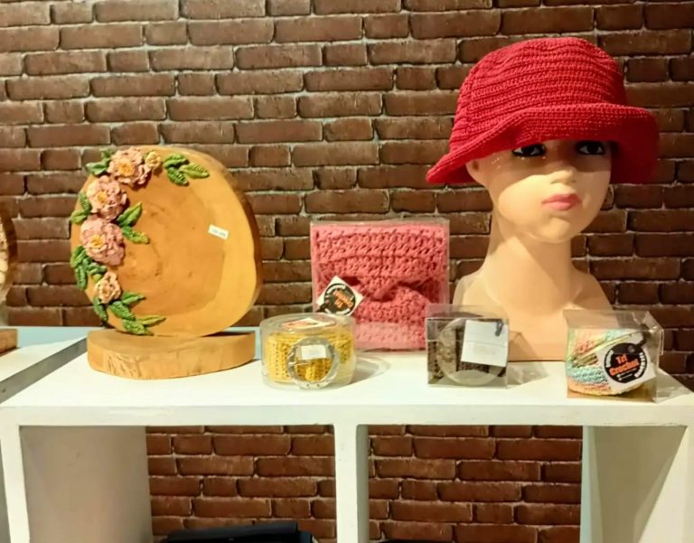 Mengenal TRI.Crochet, UMKM Kerajinan Tangan Rajut di Bidang Fashion
