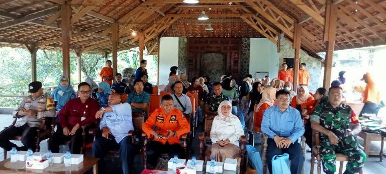Bareng Babinsa, 70 Warga Ikuti Pembentukan Forum Pengurangan Resiko Bencana