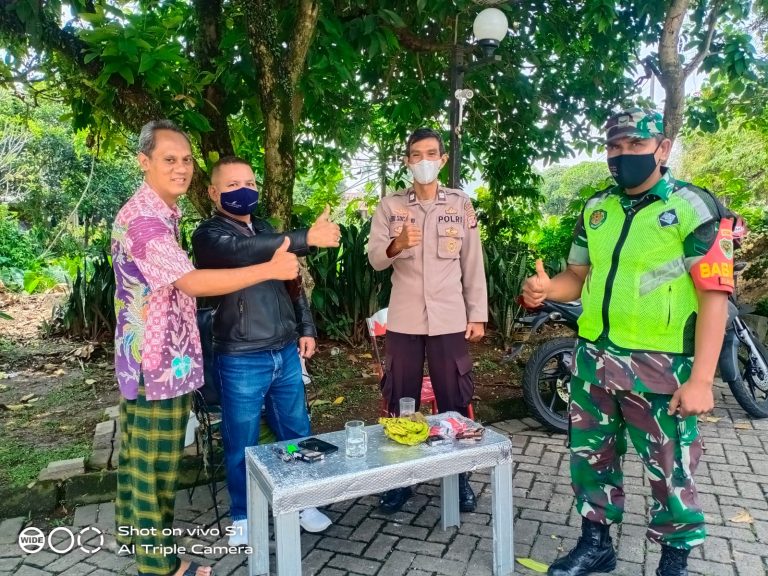 Walau Covid-19 Mulai Landai, Babinsa Kelurahan Balumbang Jaya Tetap Ingatkan Prokes