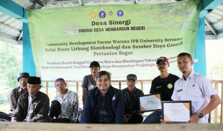 Wujudkan Tridarma, Mahasiswa Pascasarjana IPB Gulirkan Program Desa Sinergi