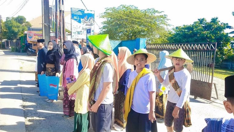 SMP Chandra Buana Peringati Hari Sumpah Pemuda