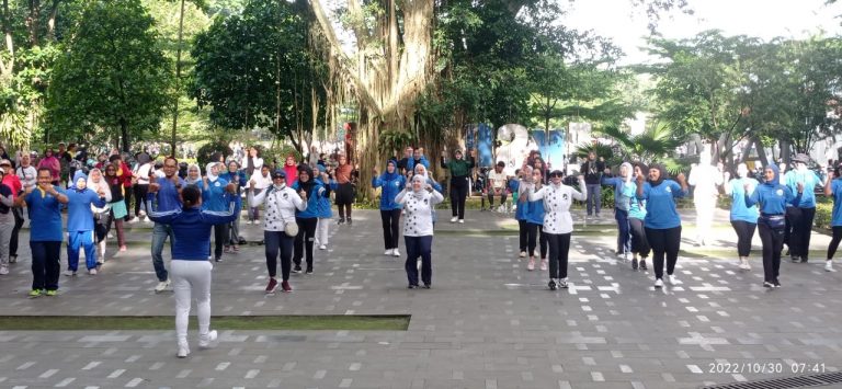 PUAN Kota Bogor Senam Sehat di Taman Ekspresi Sempur