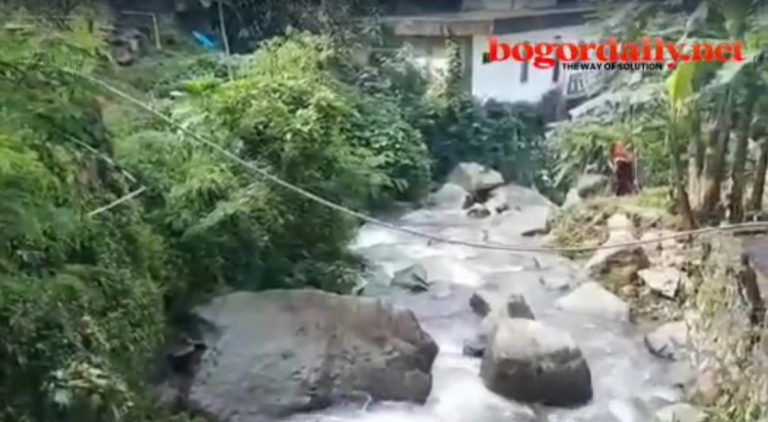 Video Lokasi Pelajar SMP IT Al-Hikmah Terseret Banjir di Puncak